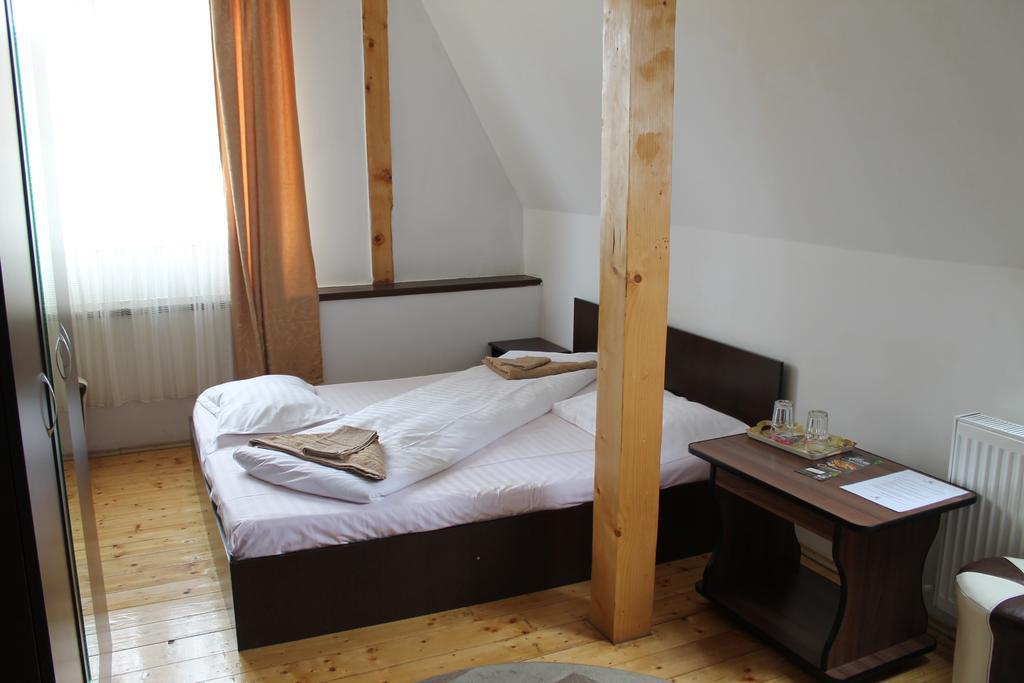 Casa Kiev Hotel Sibiu Ngoại thất bức ảnh