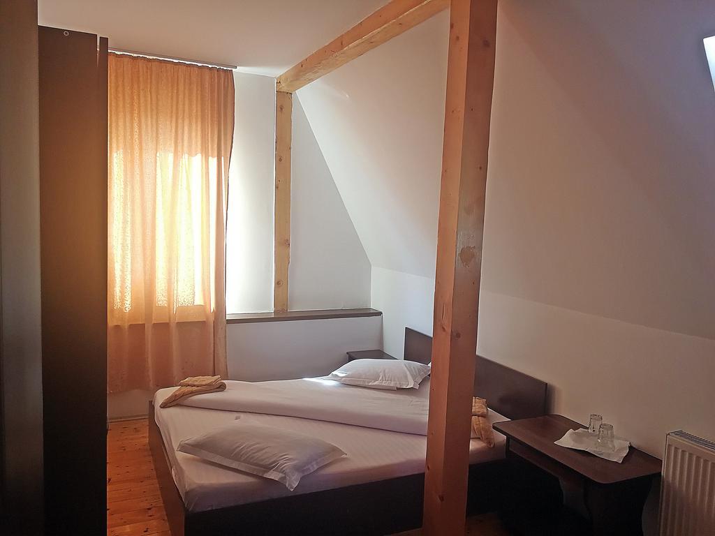 Casa Kiev Hotel Sibiu Ngoại thất bức ảnh
